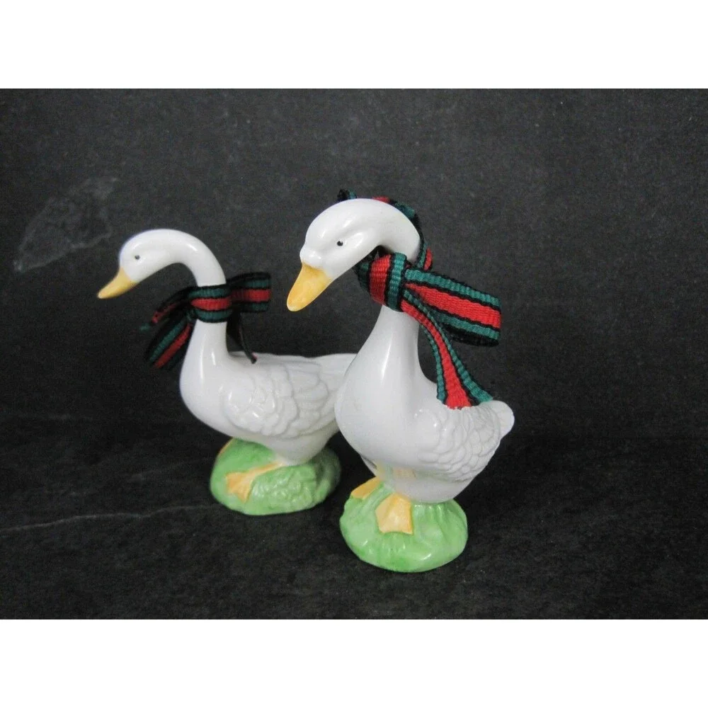Set of 2 Lefton Christmas Geese Figurines Goose Gander Ducks NOS